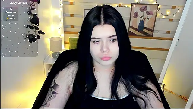 Mona Esty online show from 02.07.26