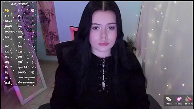 Mona Esty online show from 04.10.26