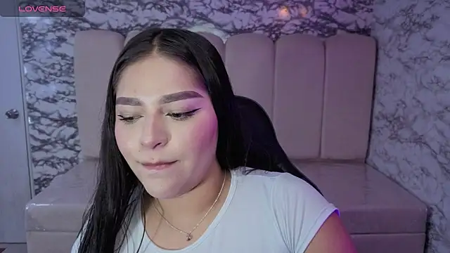 Snapshot of Dayan_v_ chatting on 01.14.26 Dayan v online show from 01.14.26