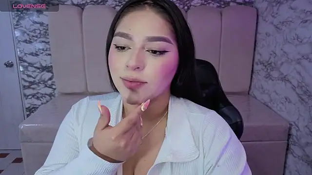 Snapshot of Dayan_v_ chatting on 01.15.26 Dayan v online show from 01.15.26