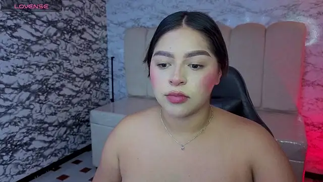 Snapshot of Dayan_v_ chatting on 02.12.26 Dayan v online show from 02.12.26