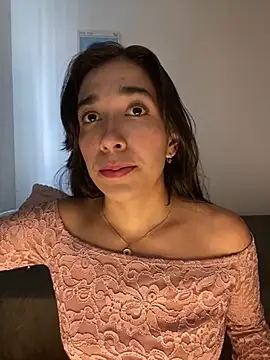 Snapshot of SabrinaEvanss_ chatting on 04.29.26 SabrinaEvanss online show from 04.29.26