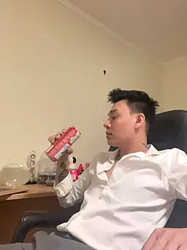 latava online show from 10.09.25