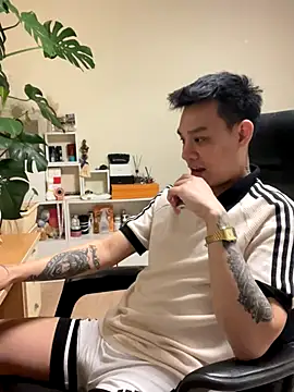 latava online show from 10.31.25