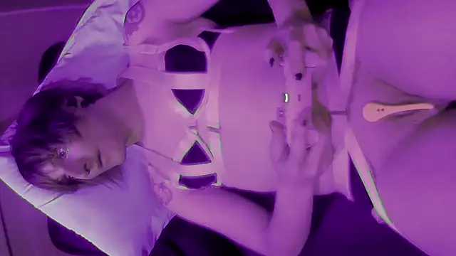 Snapshot of Moonless_Joy chatting on 10.27.25 Moonless Joy online show from 10.27.25