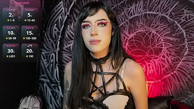 dahlia darkwood online show from 02.12.26