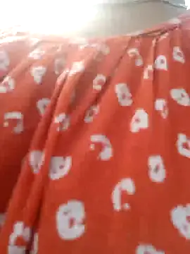 Snapshot of Hotty-romi3 chatting on 11.14.25 Hotty-romi3 online show from 11.14.25