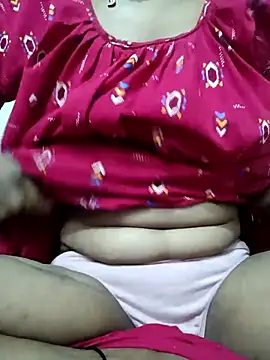 Snapshot of Hotty-romi3 chatting on 11.20.25 Hotty-romi3 online show from 11.20.25