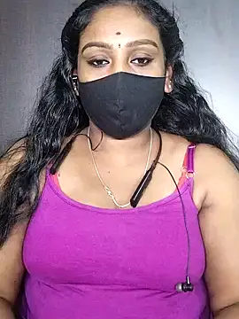 Snapshot of tamil_Monisha chatting on 11.06.25 tamil Monisha online show from 11.06.25