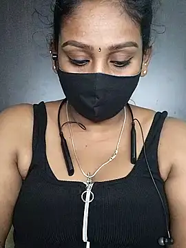 Snapshot of tamil_Monisha chatting on 11.20.25 tamil Monisha online show from 11.20.25