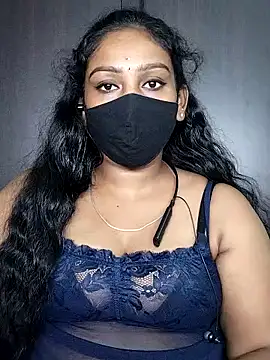 Snapshot of tamil_Monisha chatting on 12.04.25 tamil Monisha online show from 12.04.25