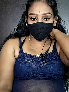 Snapshot of tamil_Monisha chatting on 01.12.26 tamil Monisha online show from 01.12.26