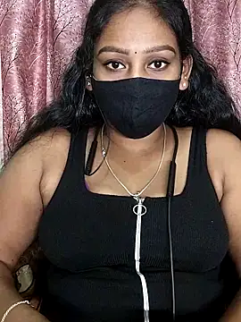 Snapshot of tamil_Monisha chatting on 02.04.26 tamil Monisha online show from 02.04.26