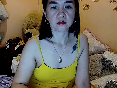 Snapshot of KissHott chatting on 02.08.26 KissHott online show from 02.08.26