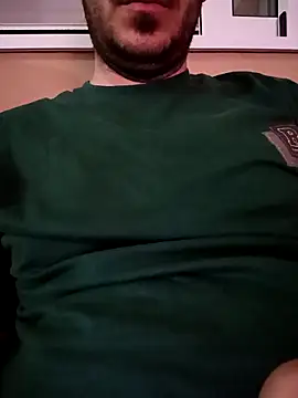 Snapshot of arksex32 chatting on 04.18.26 arksex32 online show from 04.18.26