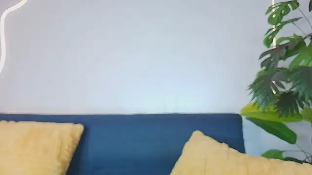 luna valen online show from 05.27.26