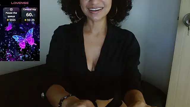 Seductress Malia online show from 06.25.26