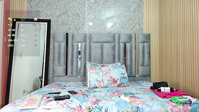 Snapshot of CheatingNeighborr chatting on 02.04.26 CheatingNeighborr online show from 02.04.26