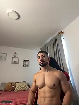 Ezzio Scolaro online show from 11.07.25