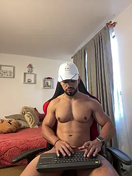 Ezzio Scolaro online show from 02.05.26