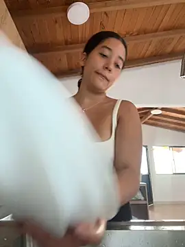 Nhefertary online show from 11.10.25