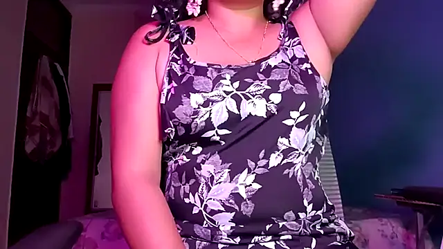 Snapshot of horny_milf_couple chatting on 05.11.26 horny milf couple online show from 05.11.26