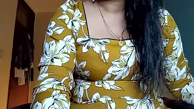 Snapshot of horny_milf_couple chatting on 05.31.26 horny milf couple online show from 05.31.26