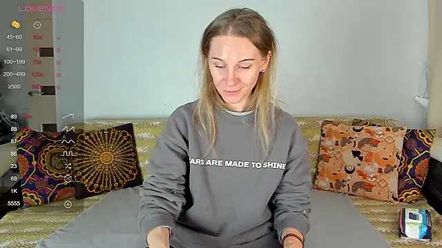 Snapshot of Amalia_Mio chatting on 02.04.26 Amalia Mio online show from 02.04.26