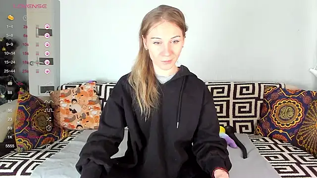 Snapshot of Amalia_Mio chatting on 02.28.26 Amalia Mio online show from 02.28.26