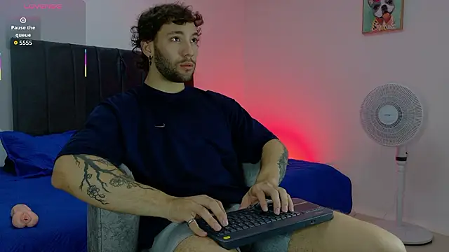 angel kyrozz online show from 03.02.26