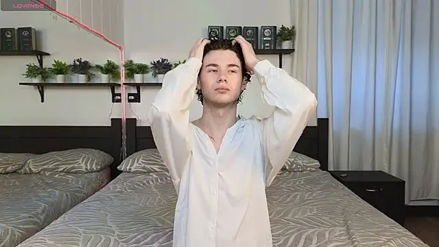 Cute Mike online show from 02.08.26