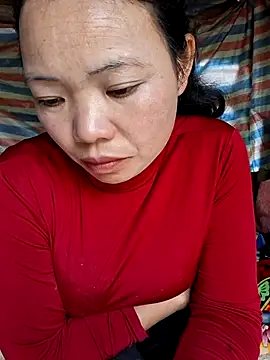 Snapshot of miomio-12 chatting on 12.03.25 miomio-12 online show from 12.03.25