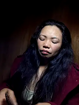 Snapshot of miomio-12 chatting on 12.13.25 miomio-12 online show from 12.13.25