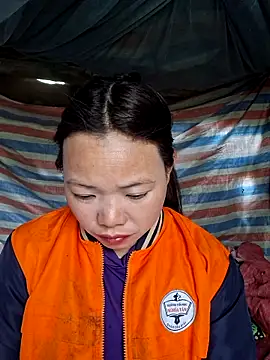 Snapshot of miomio-12 chatting on 03.17.26 miomio-12 online show from 03.17.26