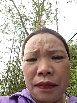 Snapshot of miomio-12 chatting on 04.02.26 miomio-12 online show from 04.02.26