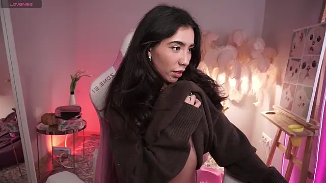 Snapshot of YokoKoko_ chatting on 11.02.25 YokoKoko online show from 11.02.25