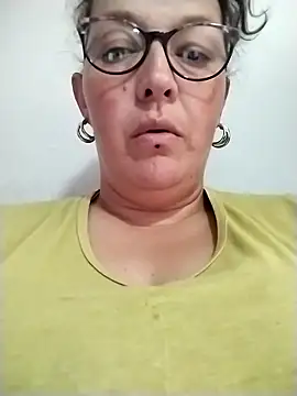 -saraqueen- online show from 11.09.25