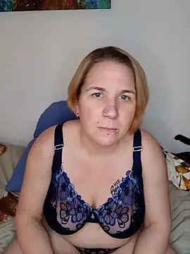 Snapshot of LaceyWestxx chatting on 01.05.26 LaceyWestxx online show from 01.05.26