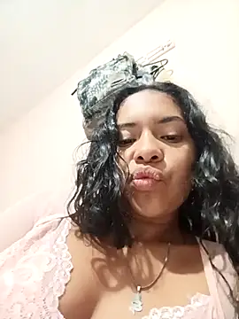 Amayavaldes online show from 11.24.25