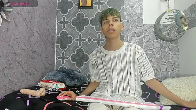 sexyboys cutex18 online show from 01.08.26