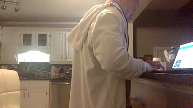 Snapshot of Muscledick40 chatting on 02.03.26 Muscledick40 online show from 02.03.26