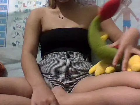 Snapshot of Hot_Lina31 chatting on 05.29.26 Hot Lina31 online show from 05.29.26