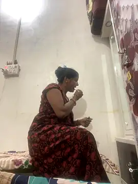 Sapnahot34 online show from 11.25.25