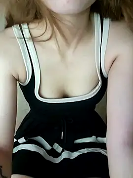 LylyCii6969 online show from 10.12.25