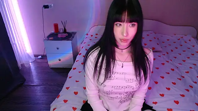 NaemiiBlush online show from 11.23.25