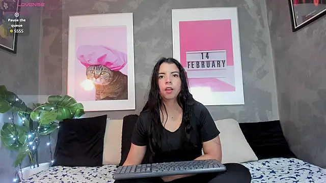 MiaNyxara dh online show from 01.12.26