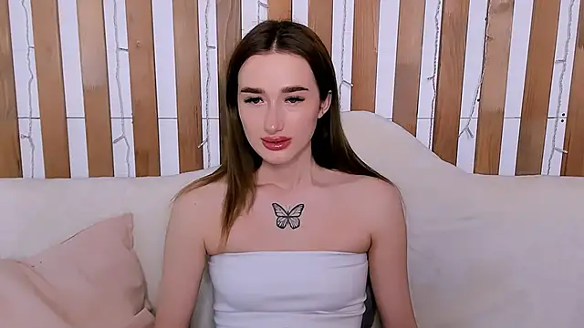 Olivia Grantt online show from 10.15.25