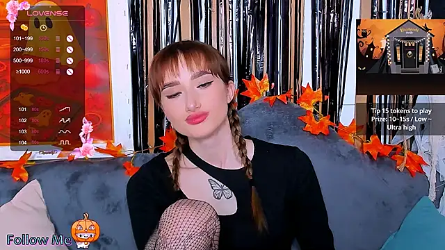 Olivia Grantt online show from 10.29.25