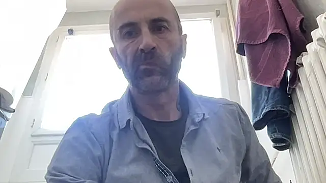 slave44nantes online show from 10.13.25