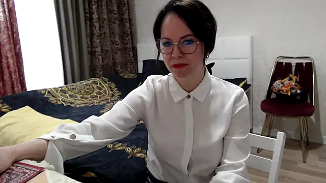 Arisa5000 online show from 02.17.26